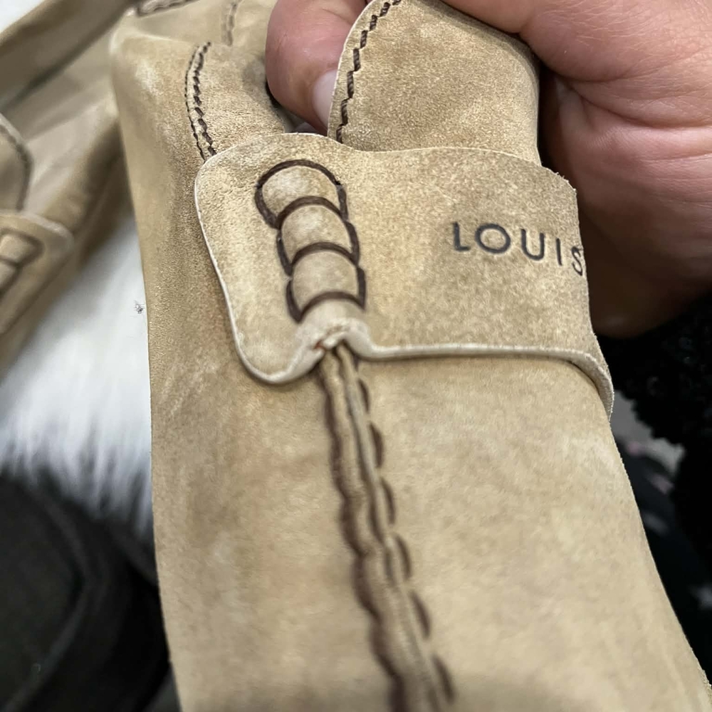 Louis Vuitton Men’s Suede Driving Loafers in Tan Small Details Photos - Picture 12 of 12
